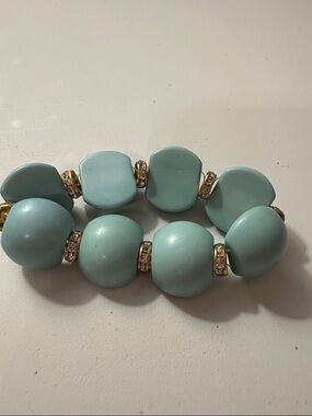 Stylish Mint Bead Stretch Bracelet - Women's Jewelry